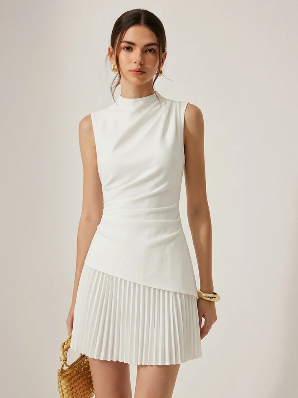 NWT Commense Sleeveless Asymmetrical Pleated Mini Dress in Cream and White